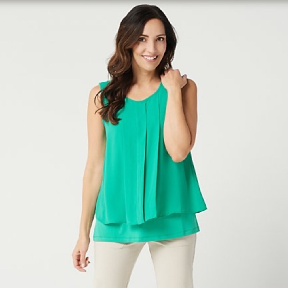 ✨HP✨J.Crew Layered Green Tank Top